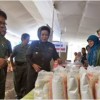 Bupati Kuningan saat menghadiri pasal amal.